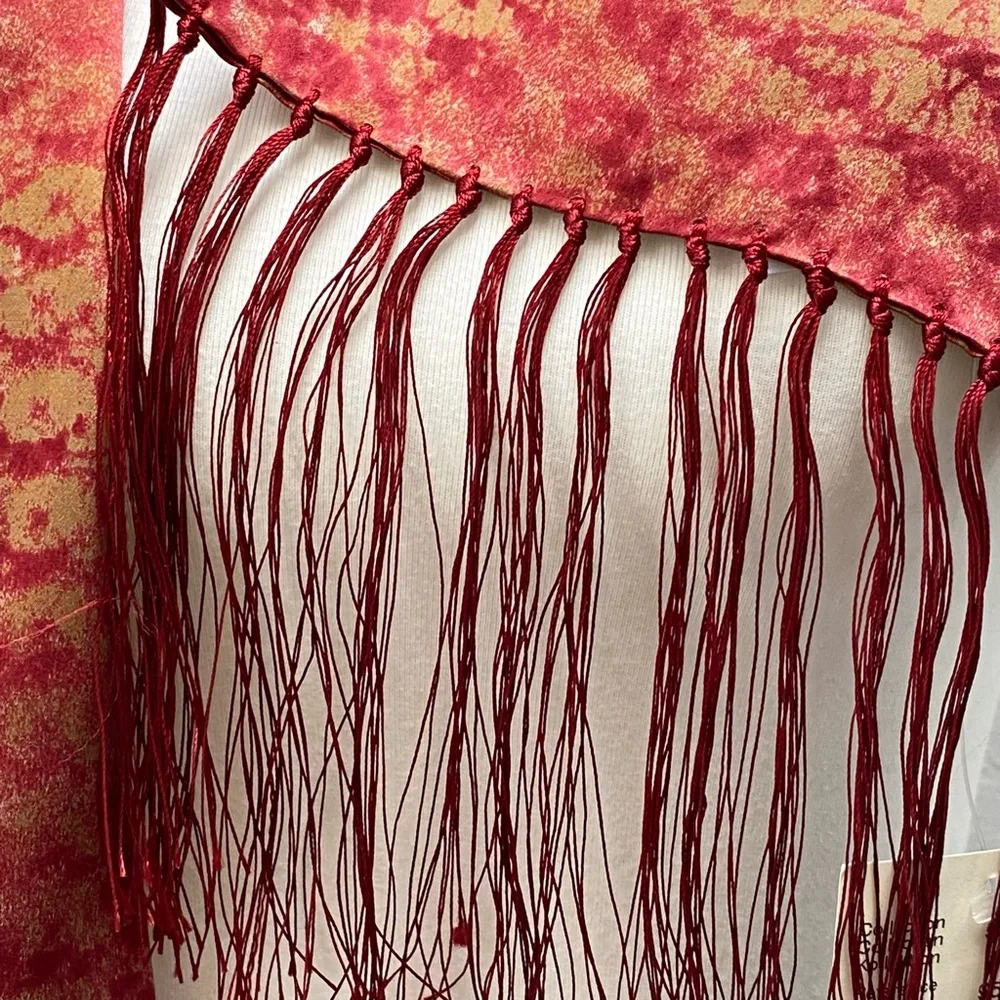 Rare Louis Feraud Scarf Deep Red with Fringe 100% Silk NWT Vintage - Picture 6 of 15